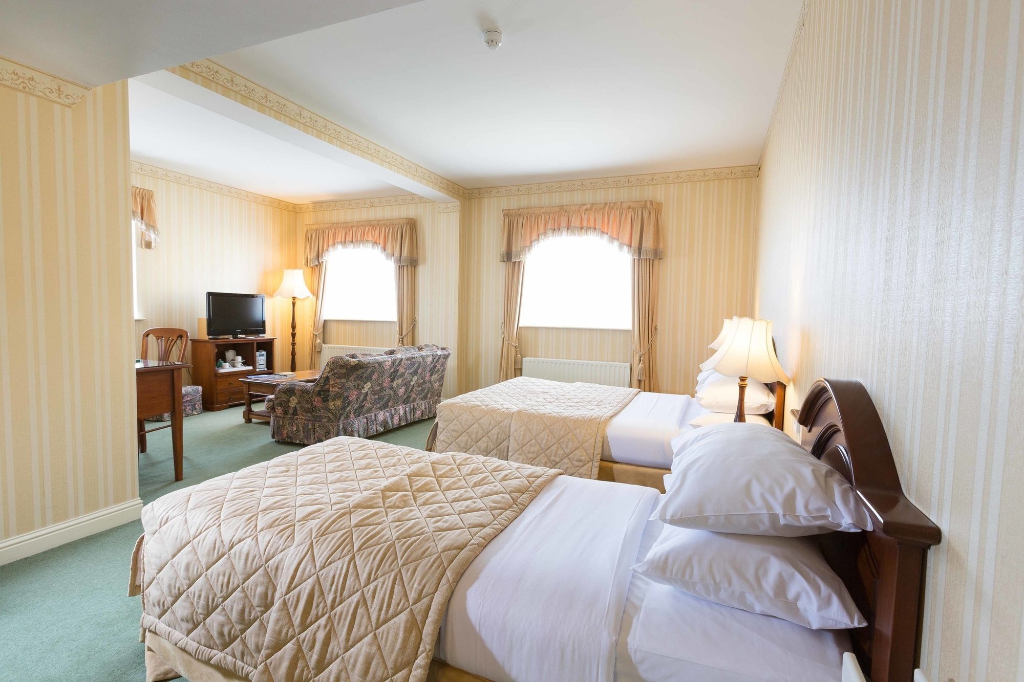 Sheedy'S Boutique Hotel Lisdoonvarna Buitenkant foto